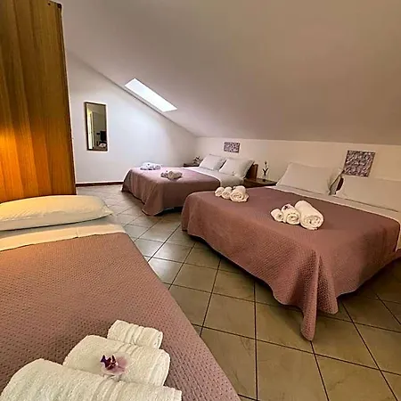 Dream Hotel 2*
